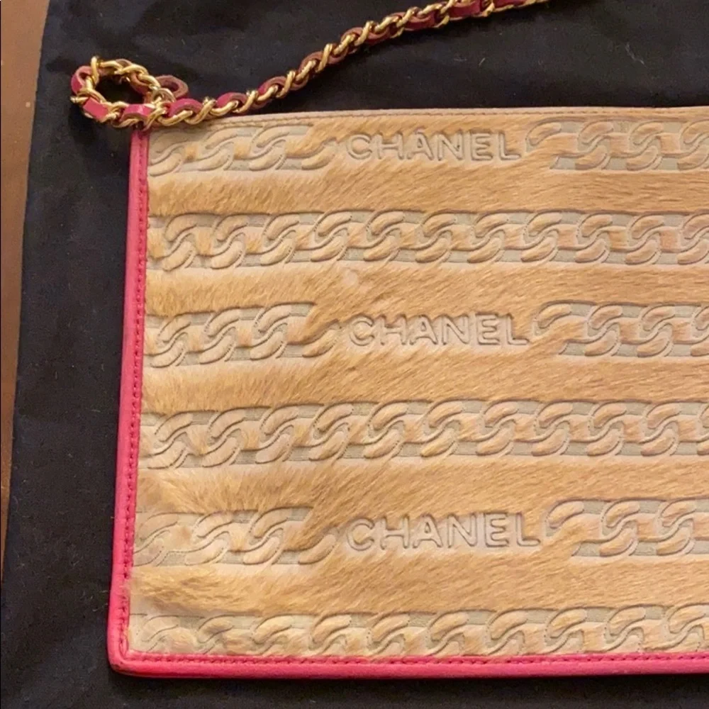 HP 🎉 Chanel tan & pink cowhide & leather bag